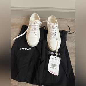 Authentic Chanel White Rubber Leather Trainers Lace Up Sneakers
